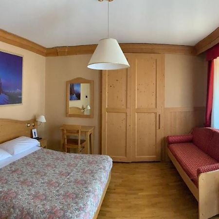 Albergo Garni Ajarnola Auronzo di Cadore Exterior photo