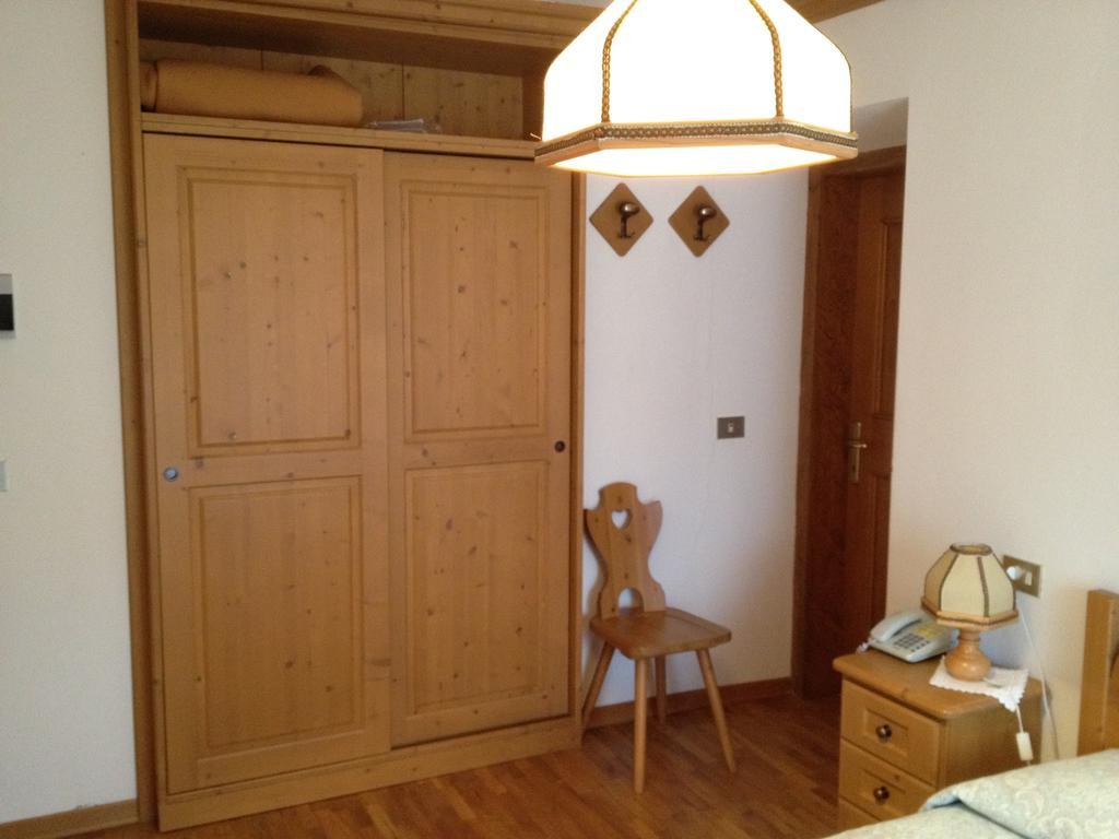 Albergo Garni Ajarnola Auronzo di Cadore Exterior photo