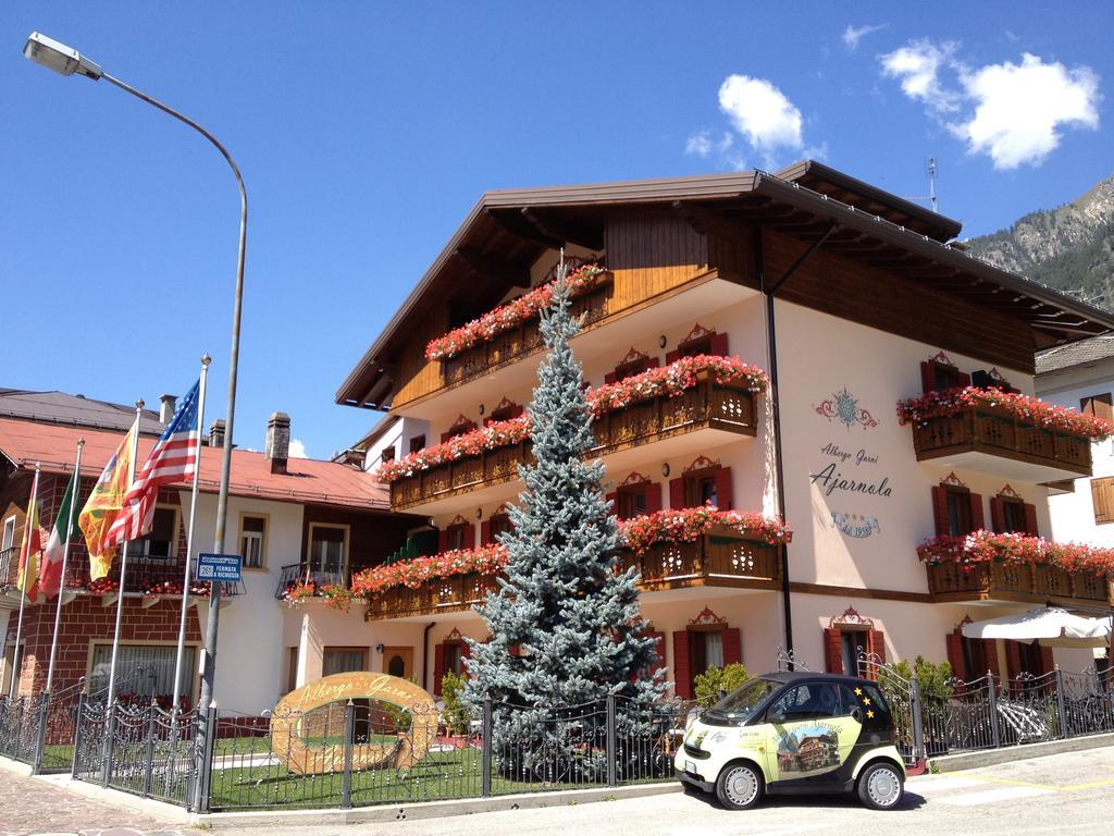 Albergo Garni Ajarnola Auronzo di Cadore Exterior photo