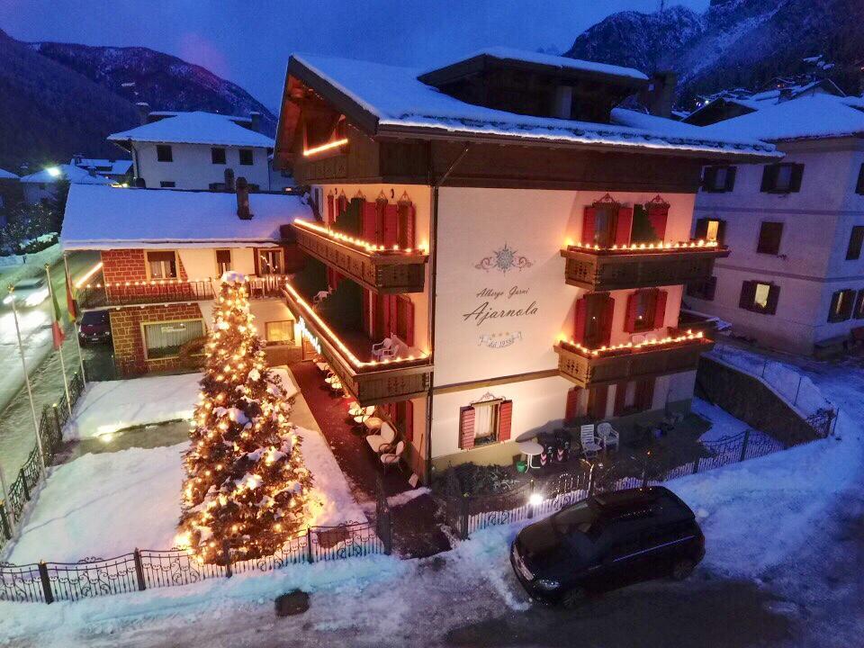 Albergo Garni Ajarnola Auronzo di Cadore Exterior photo